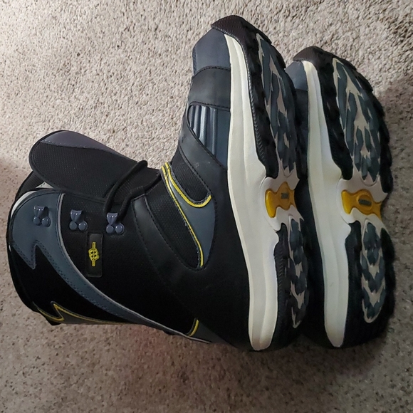 Morrow Snow Boots Mens Size 8 main image 4